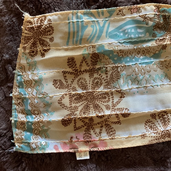 CHEROKEE | Capris white denim jean,fabric tie belt,back pockets,accent stitching - Picture 4 of 11